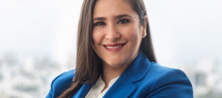 Gabriela Cuadros es abogada especializada en derecho financiero, banca y mercado de capitales /Sumara