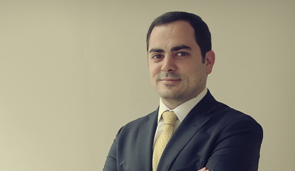  Julián Razumny, nuevo socio en la práctica corporativa y de fusiones y adquisiciones.