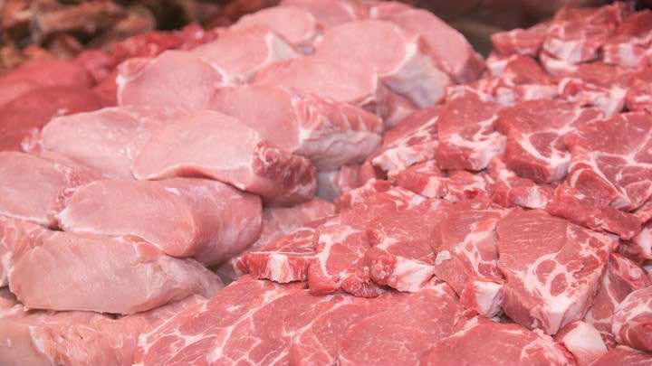 SALIC UK, adquirió 21% de las nuevas acciones de la procesadora de carnes brasileña / Bigstock