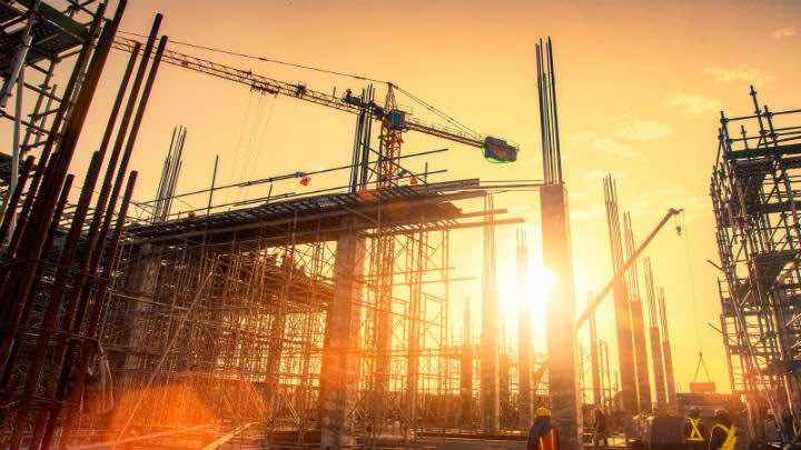 La empresa chilena de ingeniería y construcción posee negocios en Argentina, Bolivia y Perú / Bigstock