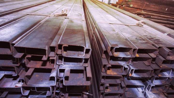 La compañía fabrica y comercializa productos de hierro y acero / Bigstock
