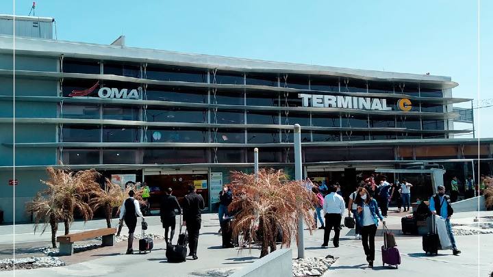 OMA administra y opera 13 terminales aeroportuarios en México / Tomada de la página de la empresa en Facebook