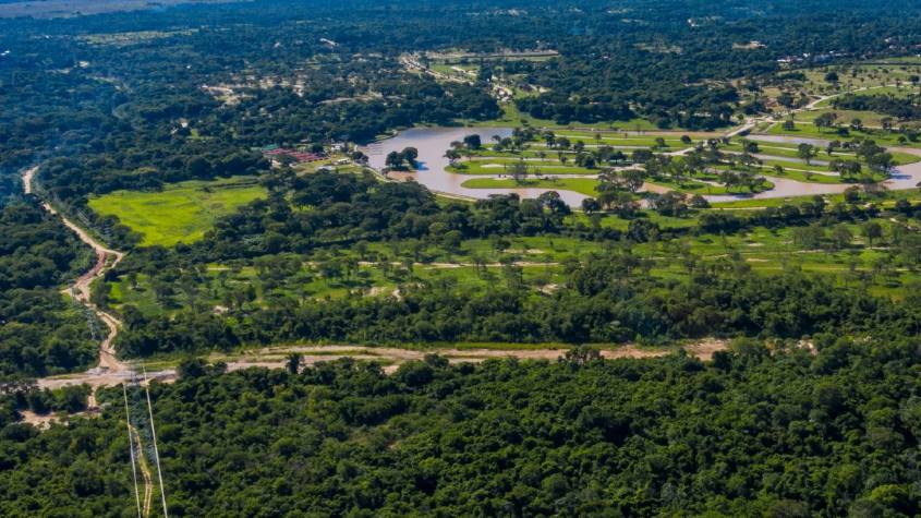 Ghenova, que está presente en Bolivia desde 2013, ha participado en la supervisión de otras obras de infraestructura en ese país / Tomada de Urubó Village - Facebook