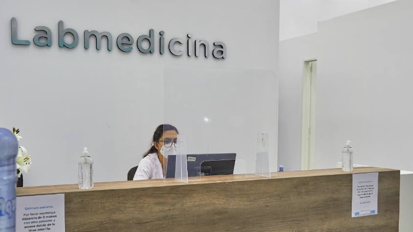 LabMedicina atiende a más de 500 laboratorios en todo el país y centros de diálisis a través de 11 sucursales / Tomada de la página de la empresa en Facebook