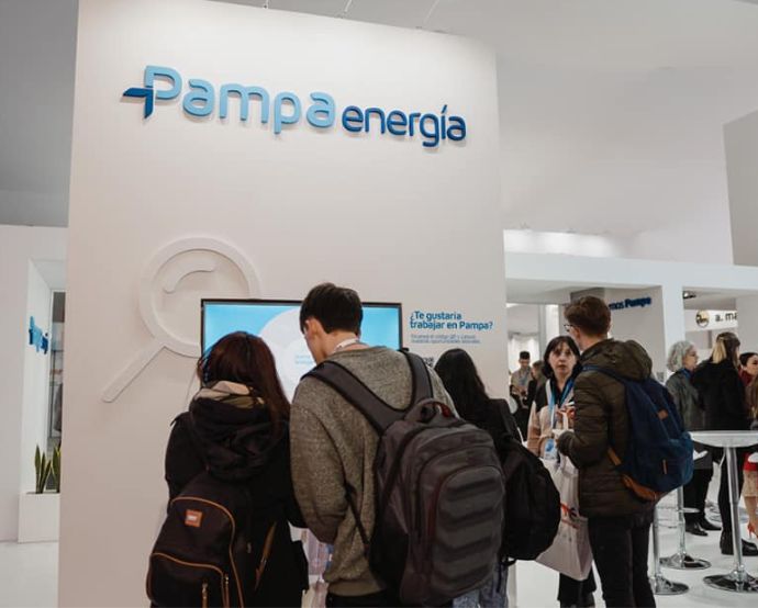Pampa Energía es una empresa energética integrada que se encarga de generar y transmitir energía en Argentina. / Tomado de Pampa Energía - Facebook. 