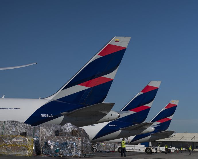 LATAM Airlines se suma a Aeroméxico y Avianca y sale del Capítulo 11 de la Ley de Quiebras. / Tomado del Facebook de la empresa.