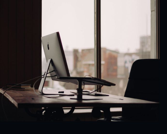 Se crea el marco normativo para estructurar, regular, vigilar y fiscalizar las medidas de ciberseguridad. / Unsplash, Luke Chesser.