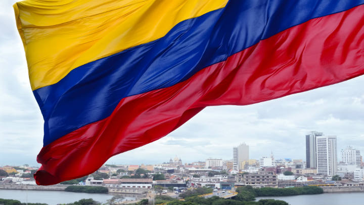 Colombia emite bonos globales por USD 2.500 millones con asistencia de tres firmas
