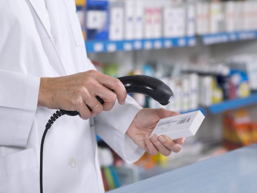 Cencosud vende red de farmacias a Mifarma