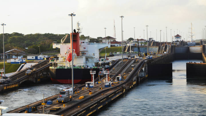 Concluye ampliación del Canal de Panamá con asesoría de seis firmas