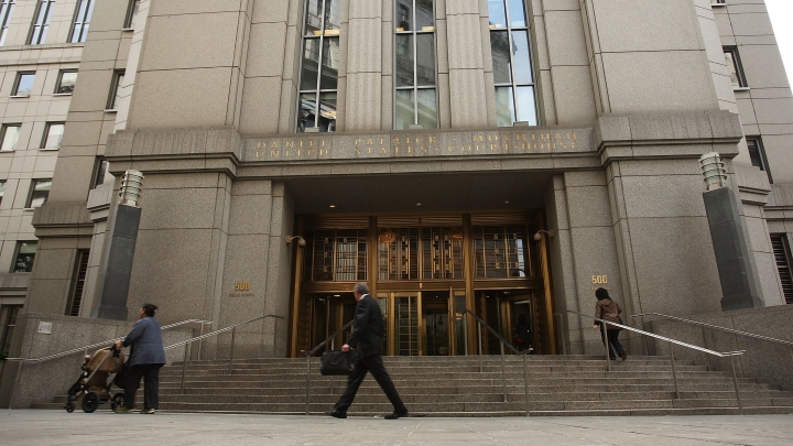 Fondos de inversión proponen pago en cuotas en Corte de NY