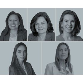 Arriba: Claudia Benavides, Baker McKenzie (izq.); Meg Kinnear, CIADI (centro); Camila Biral (der). Abajo: Krystle Baptista, CEIA (izq); María Inés Corrá, ALArb (der). 