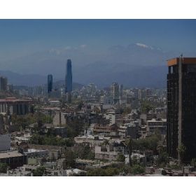 Este año se debaten en Chile los proyectos de cumplimiento de obligaciones tributarias y modificaciones al impuesto a la renta./ Canva.