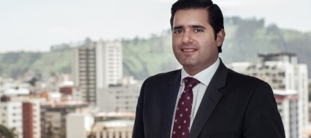 Felipe Samaniego dirige el grupo regulatorio y es el nuevo socio de CorralRosales en Ecuador / Cortesía