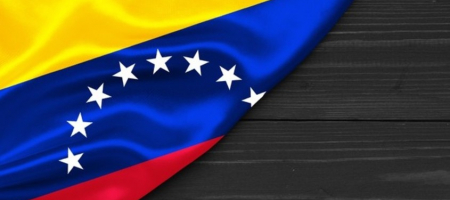 Lo que sí es cierto es que mediante el Memorándum de Entendimiento la Asamblea Nacional oficialista acepta al que se denomina “gobierno” de la República Bolivariana de Venezuela / Freepik 