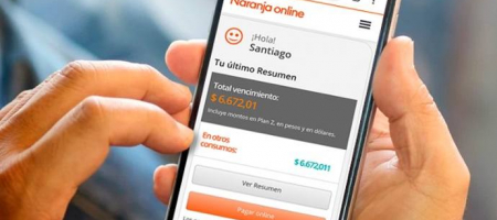 Tarjeta Naranja ofrece una cuenta gratis en moneda local, a la que se accede a través de una aplicación./ Tomada de la página de la empresa en Facebook
