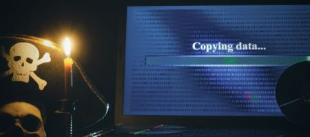 El principio de libre acceso a la información y al derecho de autor son conceptos fundamentales / Canva