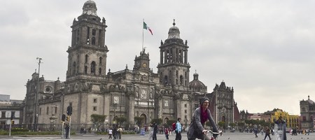 México emite bonos globales por USD 3.150 millones con asesoría de tres firmas