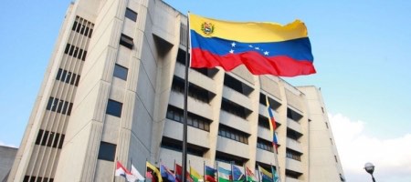 Tribunal Supremo de Justicia de Venezuela declara en desacato a la Asamblea Nacional